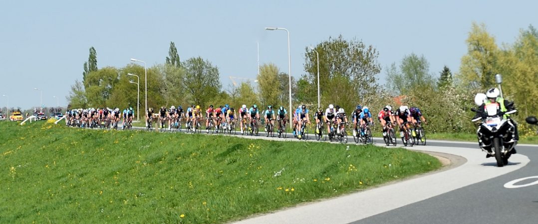 Malheur speelt renners parten in Arno Wallaard Memorial