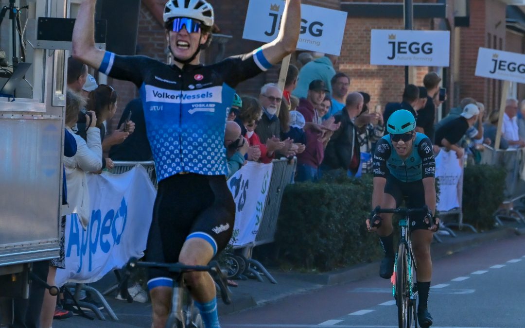 Max Kroonen wint overtuigend Ronde van Midden Brabant