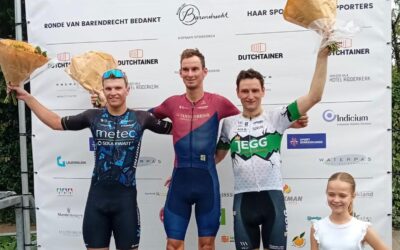 Jasper de Laat 3e in Barendrecht en team effort in Provence Cycling Tour (B).