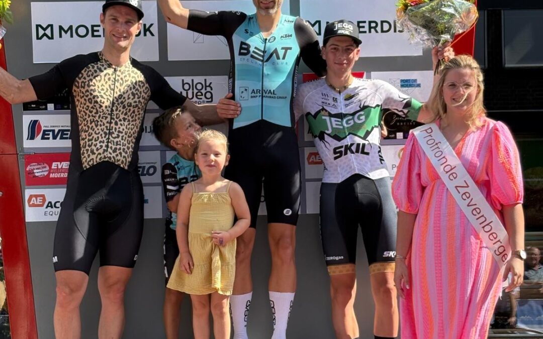 Aron van Vugt sprint naar derde plek in Moerdijk